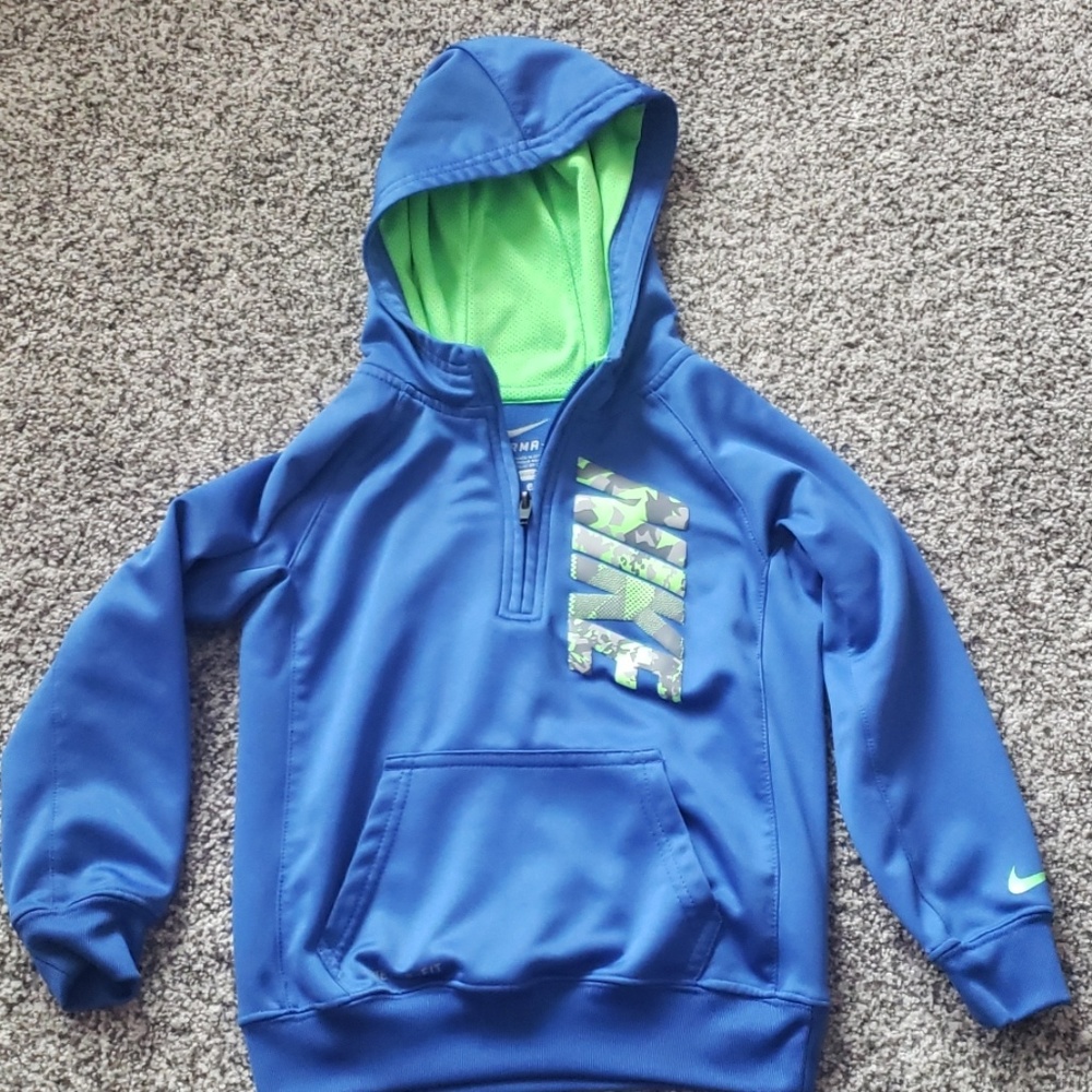 NIKE boys hoodie  SZ 6